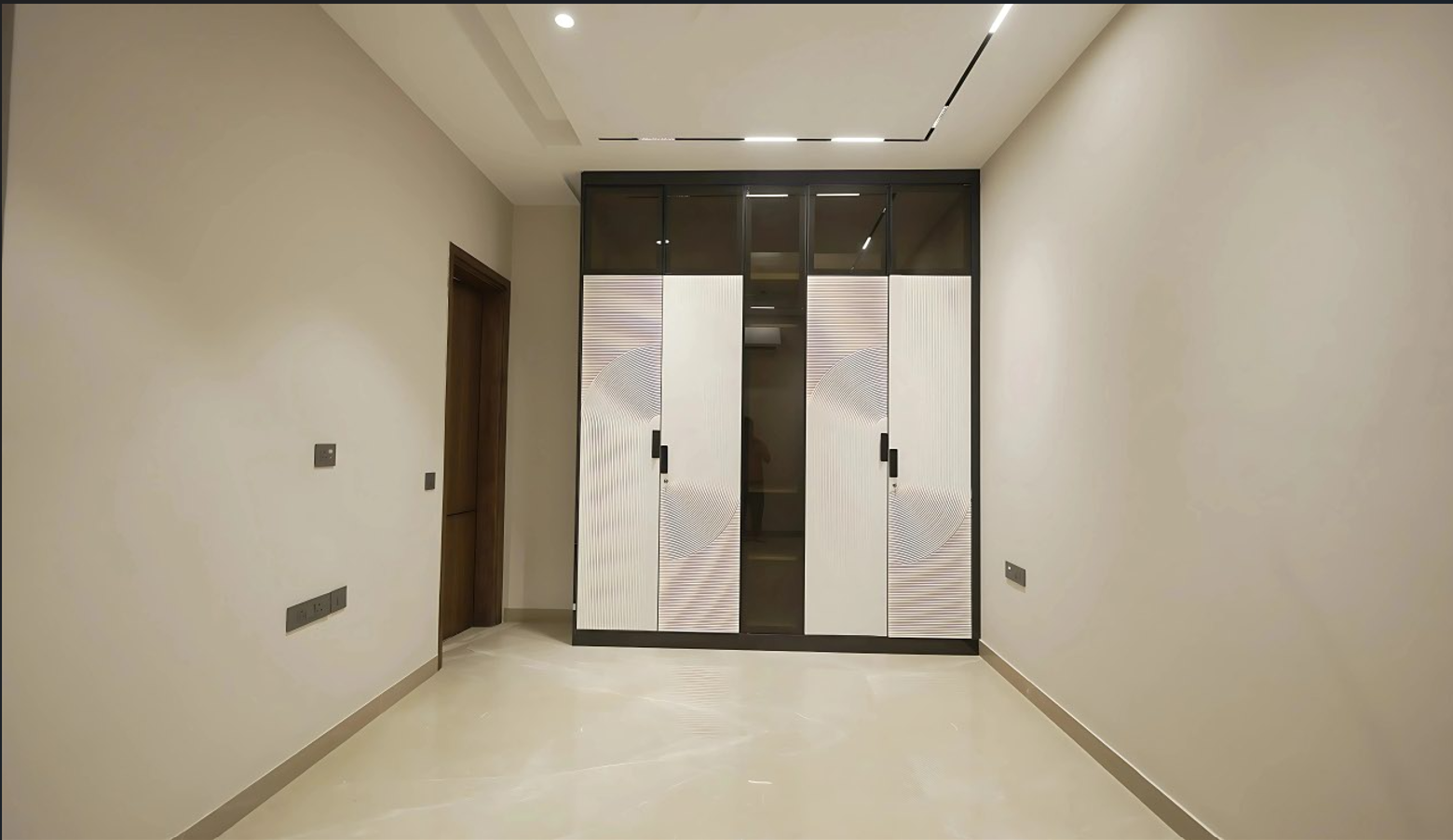 Gallery image 6